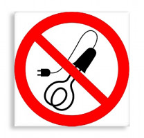 Знак P 15 "Запрещается использовать электронагревательные приборы"