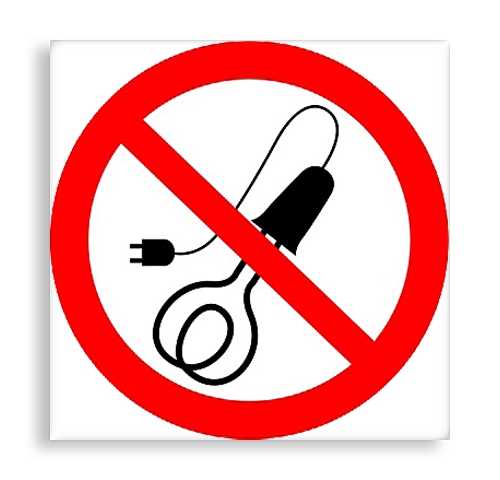 Знак P 15 "Запрещается использовать электронагревательные приборы"